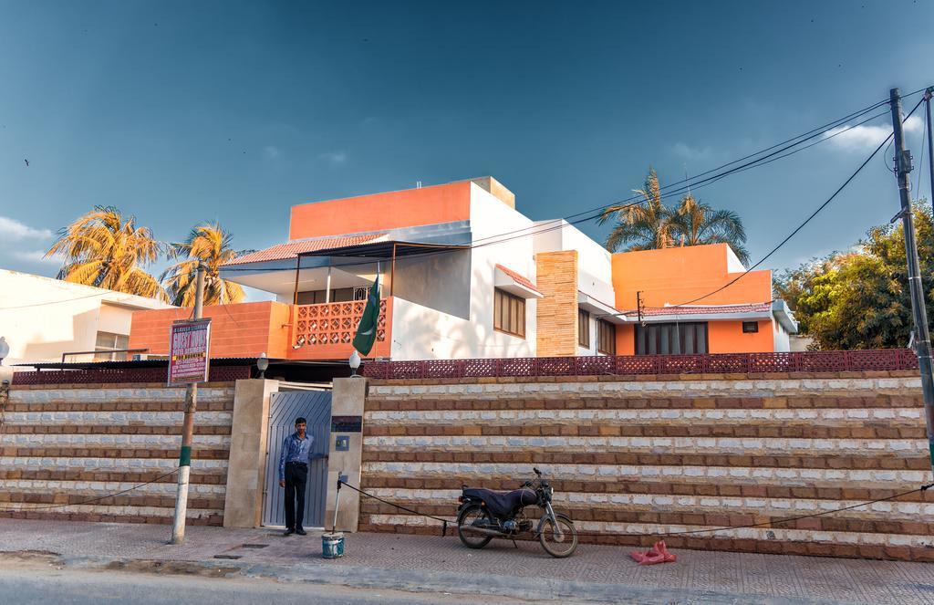 Patel Residency Guest House Karatschi Exterior foto